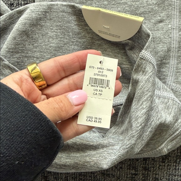 NWT Offline by Aerie Hi-Rise The Hugger Bike Short, 5” Inseam, XS - Picture 4 of 5